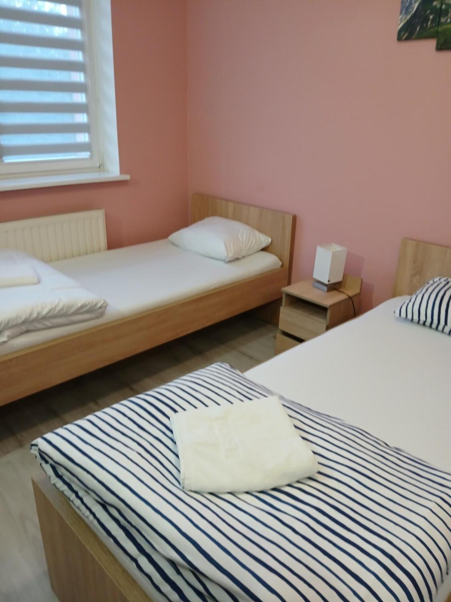 Bed and Breakfast Dom Brama Mazur à Ostróda Extérieur photo