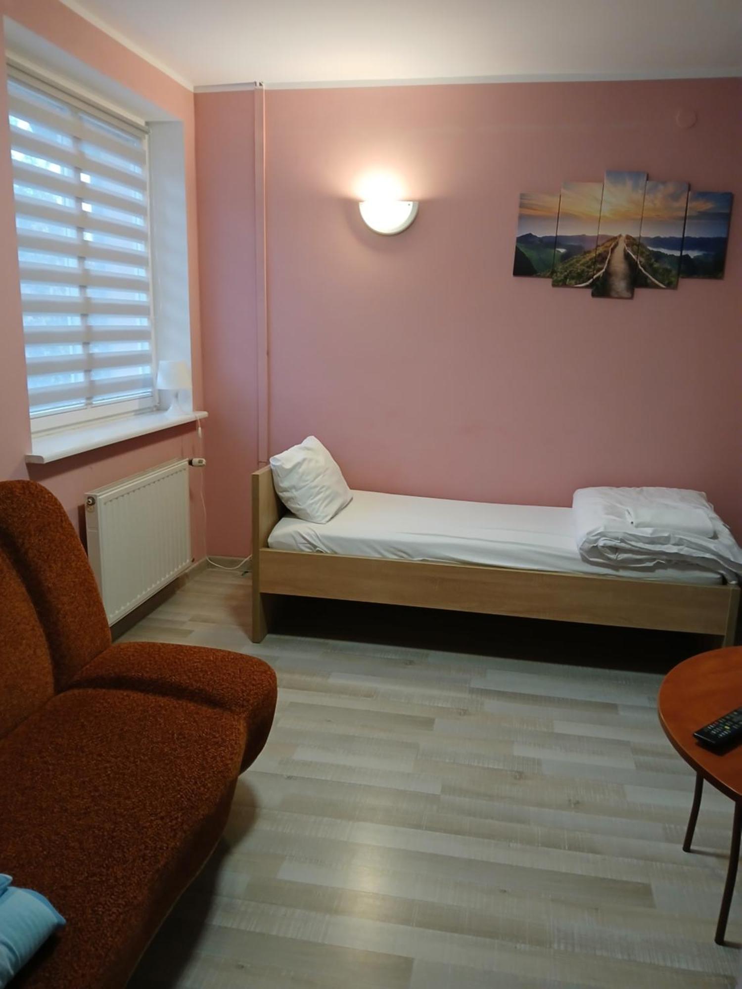 Bed and Breakfast Dom Brama Mazur à Ostróda Extérieur photo